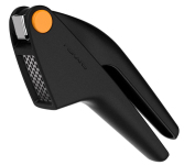 Lis na česnek FISKARS Functional Form 1014349