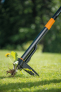 FISKARS Xact 1020126 usnadní odstraňování nežádoucího plevele i s hluboko uloženými kořínky